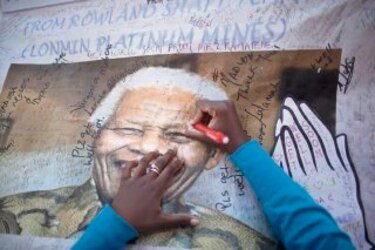 Expresidente asegura que Mandela podría salir