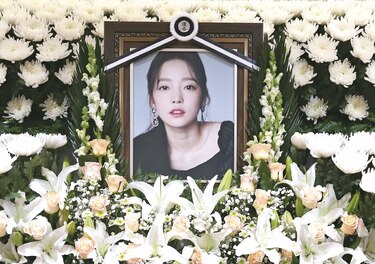 Muerte de una estrella de K-Pop genera debate sobre ciberacoso