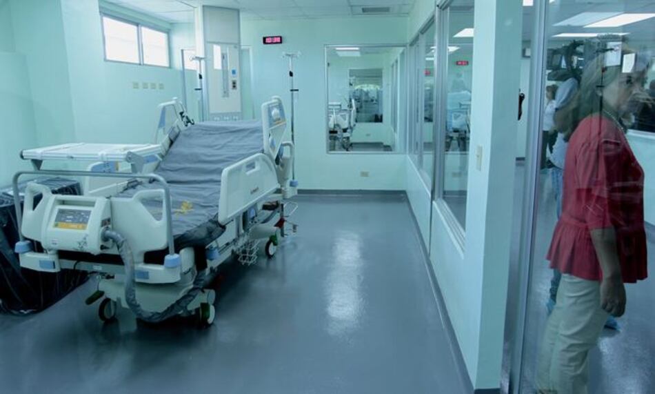 Pacientes de cardiología exigen sus operaciones