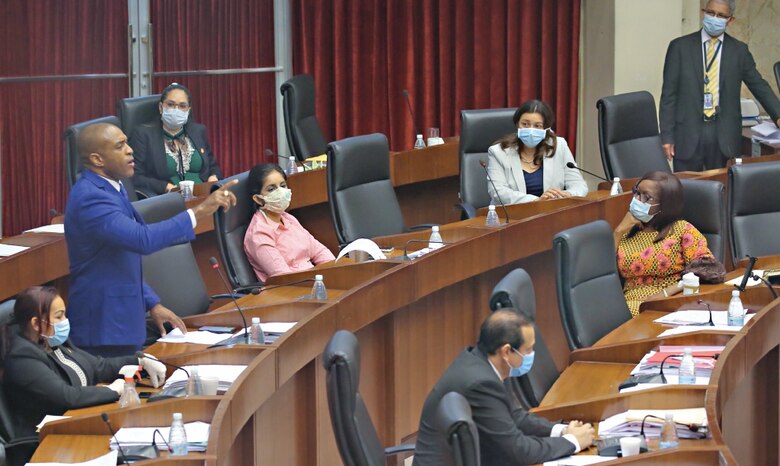 Pugnas en el PRD se atizan durante la crisis sanitaria