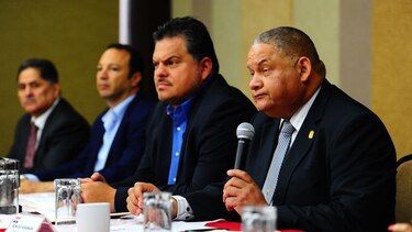 Diputados del PRD piden al TE levantarles el fuero