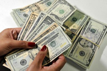 FMI advierte del crecimiento 'excesivo' de la banca paralela