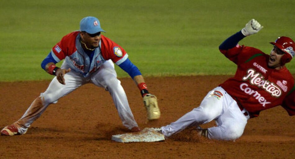 Migración de Panamá no tiene registrada la residencia del cubano Yulieski Gourriel