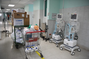 CSS suspende operaciones en 20 quirófanos del Complejo Hospitalario por mejoras