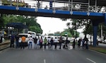 Reabren la vía Transístmica al finalizar protesta de pacientes trasplantados
