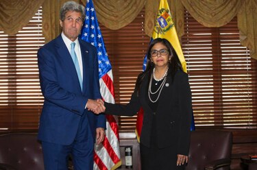 Estados Unidos y Venezuela  abren diálogo y abordan revocatorio de Nicolás Maduro