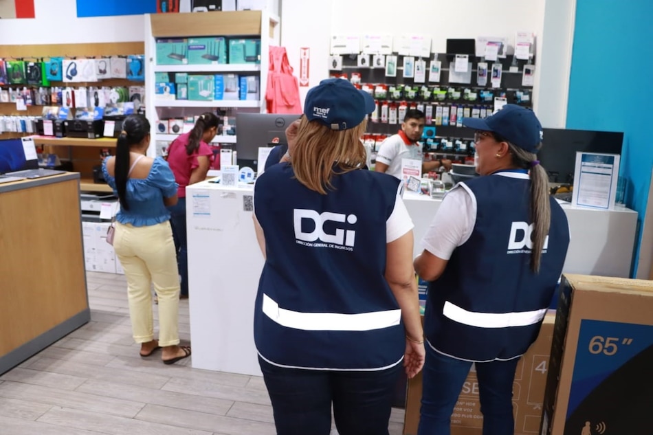 La política fiscal de exigir factura ya tiene un pie en la calle; reportes de la DGI reflejan caída en los ingresos