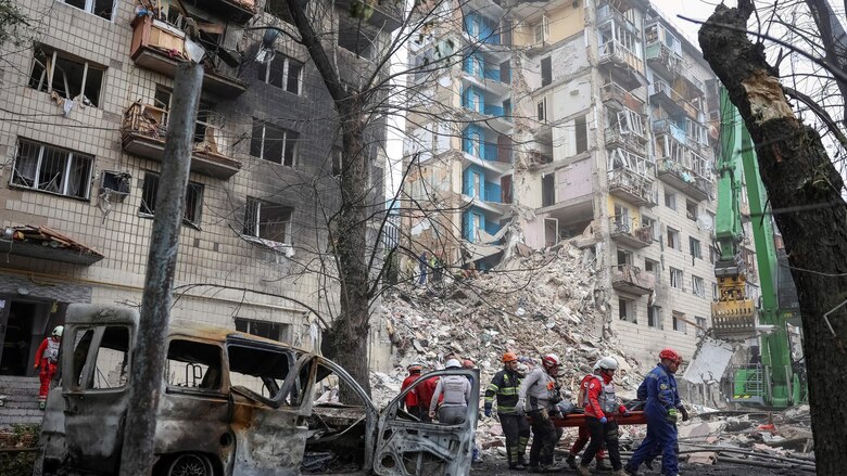 Por qué cada vez más jóvenes rusos se están uniendo a grupos neonazis