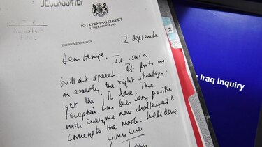 Tony Blair llevó al Reino Unido a guerra de Irak de manera prematura y sin un plan
