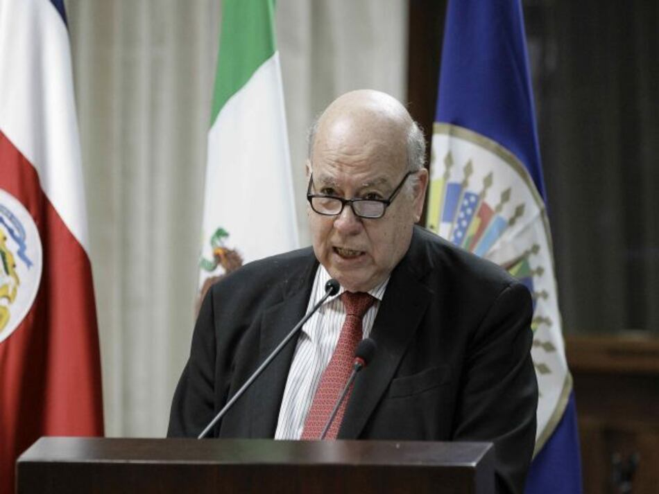 Insulza, primer jefe de OEA que viaja a Cuba en más de medio siglo