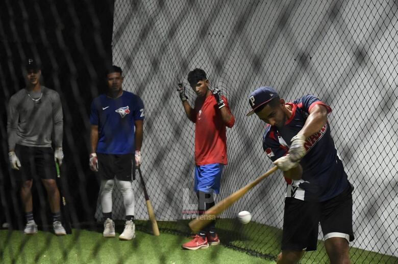 Los Federales entrenaron en el Rod Carew