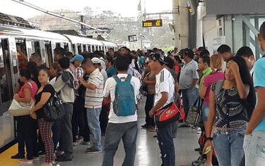 Servicio irregular en el Metro de Panamá