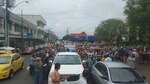 Cansados de las importaciones, chiricanos regalan cebolla