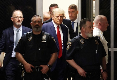 Donald Trump paga una fianza de 91 millones de dólares para apelar el veredicto de su caso por difamación