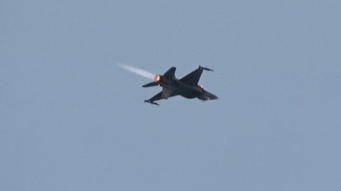 Las fuerzas armadas de Polonia afirman que drones rusos fueron derribados en su espacio aéreo