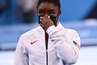 Simone Biles explica su retirada del concurso general de gimnasia por ‘demonios en la cabeza’ 