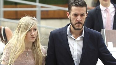 Los padres del bebé británico enfermo  siguen pelea en la corte