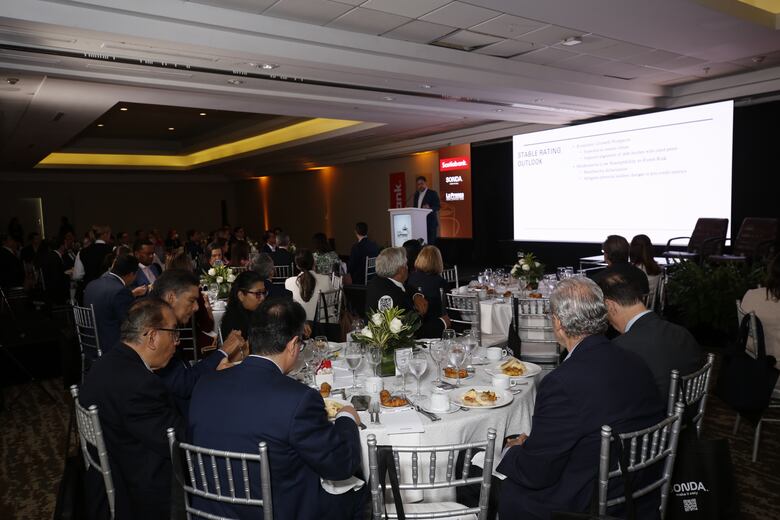 Expertos advierten que el debate sobre la CSS y el presupuesto 2025 son claves para mantener la confianza de inversionistas