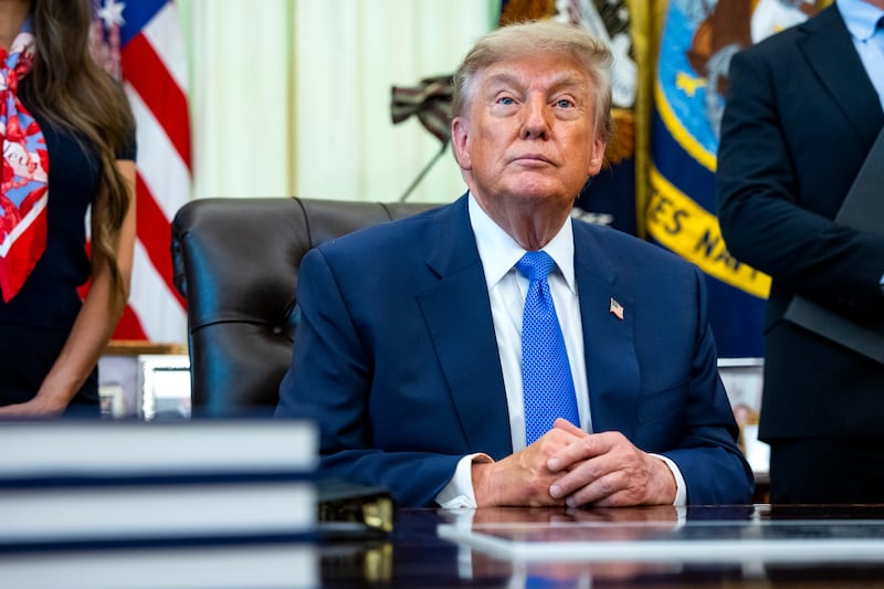 Trump modifica el esquema federal de vacunación infantil en Estados Unidos