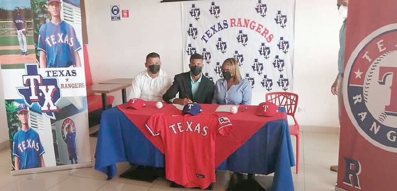 Nueve panas firman por cifra millonaria