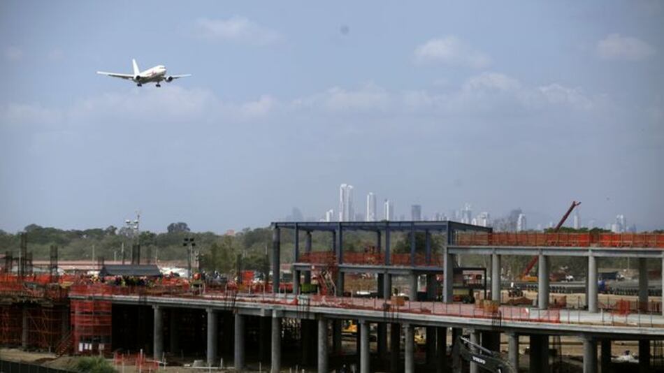 Investigan posible violación de contrato de gestión de cobros