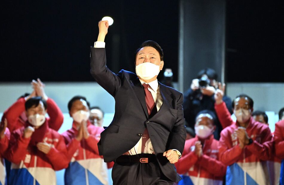 El opositor conservador Yoon Suk-yeol, elegido presidente de Corea del Sur