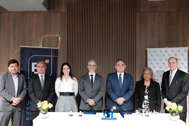 Bi Bank impulsa educación financiera para universitarios en programa SEM Academy