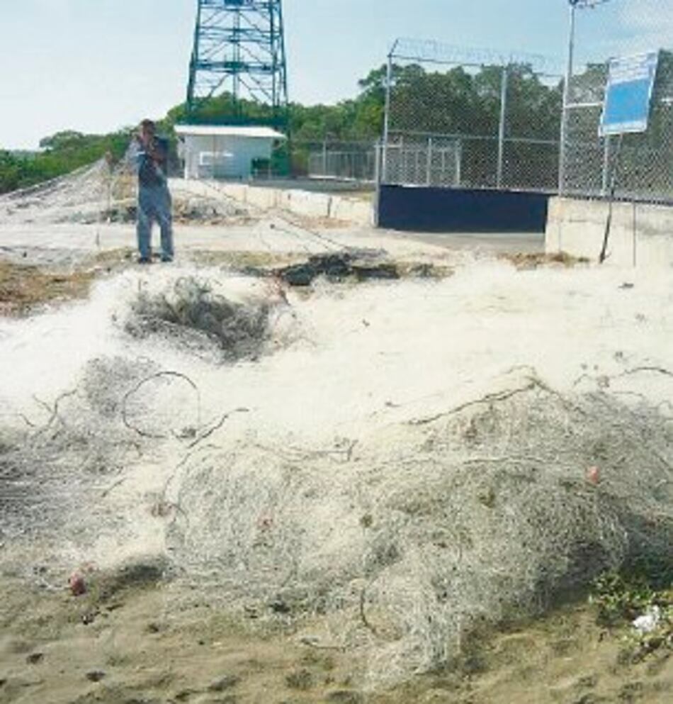 Decomisan trasmallos utilizados ilegalmente en la pesca artesanal