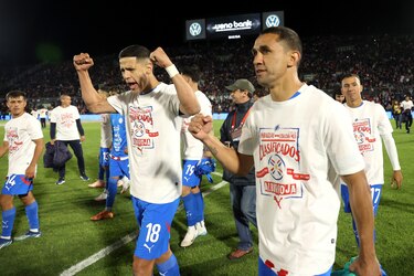 Jugadores paraguayos celebran su ‘noche soñada’ con su regreso a un Mundial tras 15 años