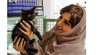 La mujer de los 500 gatos de Omán
