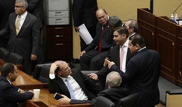Fijan en $10 millones tope para campaña presidencial