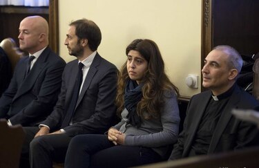 Sacerdote español confiesa en juicio haber filtrado documentos del Vaticano