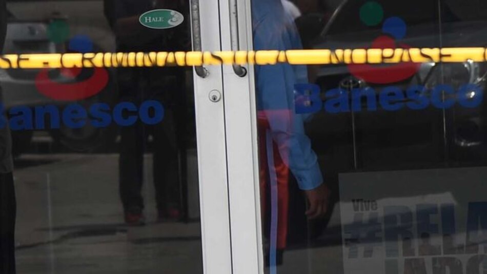 Dictan condena a tres personas por robo a Banesco de Los Pueblos