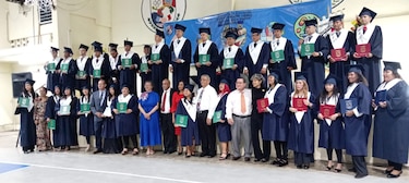 Docentes denuncian traslado sin resolución oficial de centro nocturno en Pueblo Nuevo