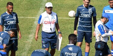 Honduras hará juego 'cauteloso y agresivo' contra Costa Rica, afirma Pinto