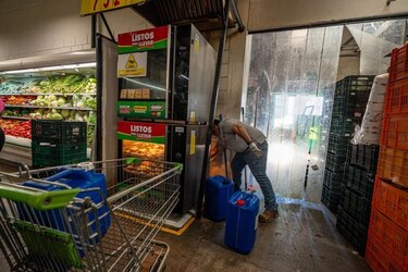 El exitoso emprendimiento hondureño que logró convertir el aceite de cocina usado en jabón y comida para perros
