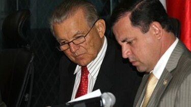 La paridad política enciende el debate en la Asamblea