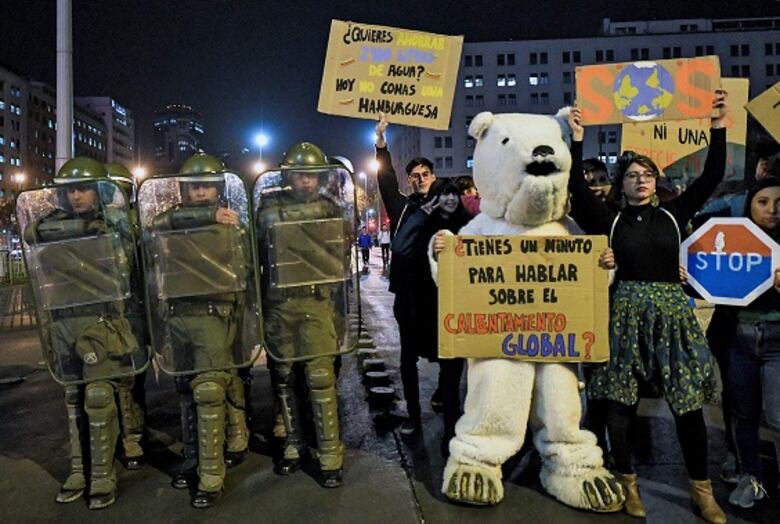 Chile: miles exigen frenar el cambio climático por las futuras generaciones