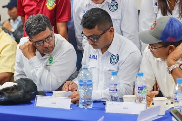 Finaliza huelga docente: regresan a clases el lunes 4 y terminan el 29 de diciembre