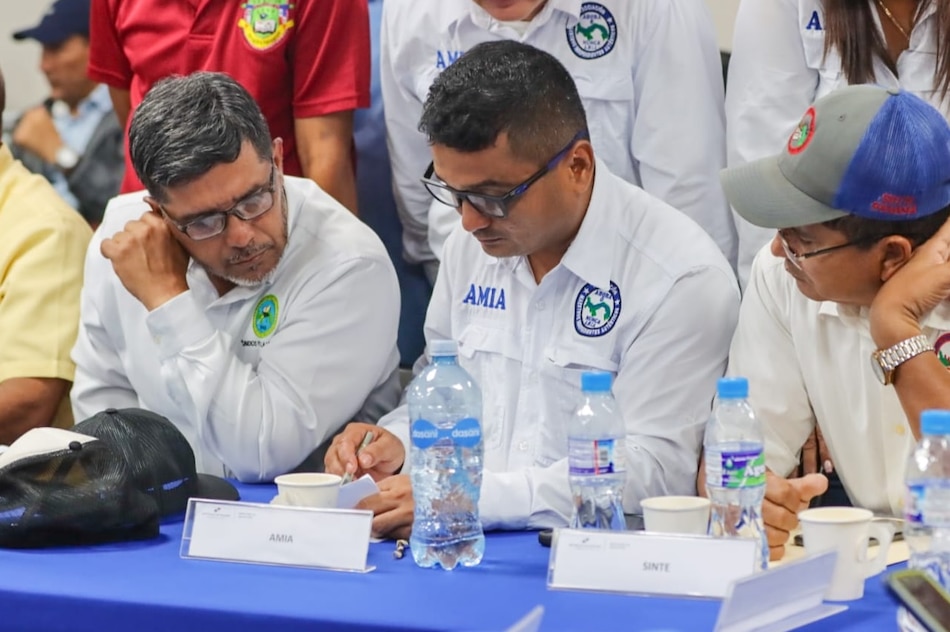 Finaliza huelga docente: regresan a clases el lunes 4 y terminan el 29 de diciembre