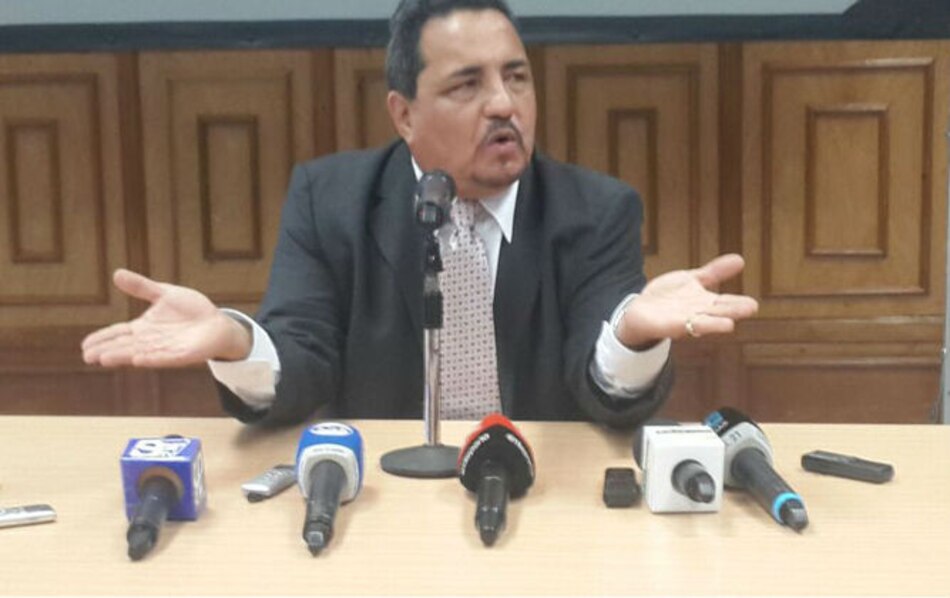 Organizaciones se unen para pedir renuncia de Cigarruista