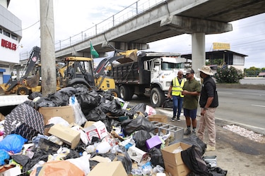 San Miguelito inicia plan de emergencia de limpieza mientras se prepara transición en la recolección de residuos