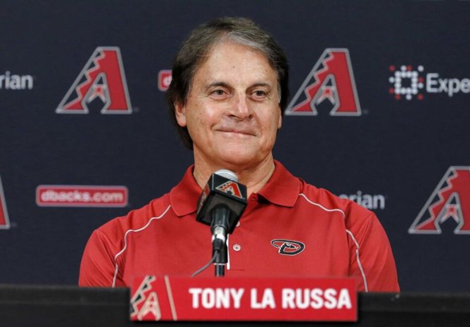 Tony La Russa deja su cargo con los Diamondbacks