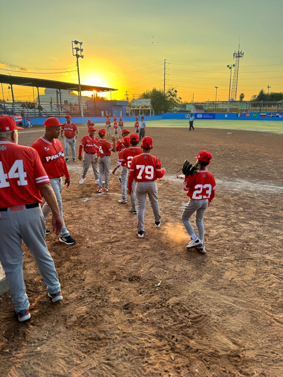 Panamá inicia con triunfo contundente en el Panamericano U10 de béisbol