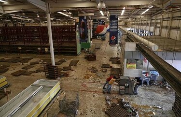 Venezuela: saqueos durante apagón dejan pérdidas millonarias