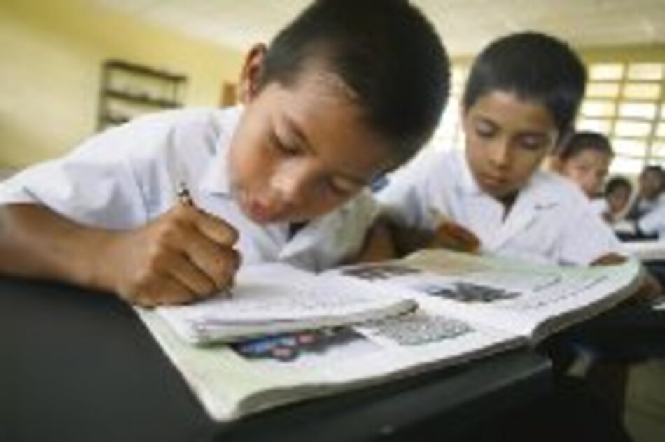 Gastos millonarios, pobres resultados