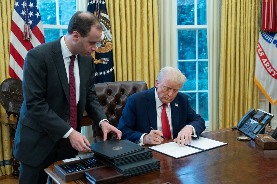 Trump saca a Estados Unidos del Consejo de Derechos Humanos de la ONU y congela fondos a la UNRWA