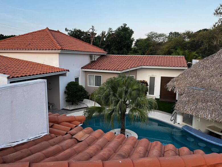 Carros blindados, joyas, relojes, lo que hallaron las autoridades en la operación Ballena