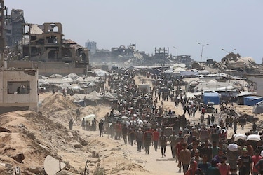 “Es como darle analgésicos a un paciente con cáncer sin tratarlo”: Israel anuncia “pausa táctica” y permite el ingreso de algunos camiones de ayuda a Gaza