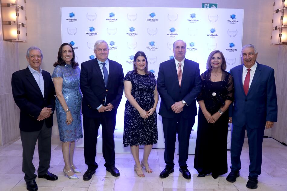 WorldWide Medical reconoce la excelencia de sus aliados estratégicos en una gala especial